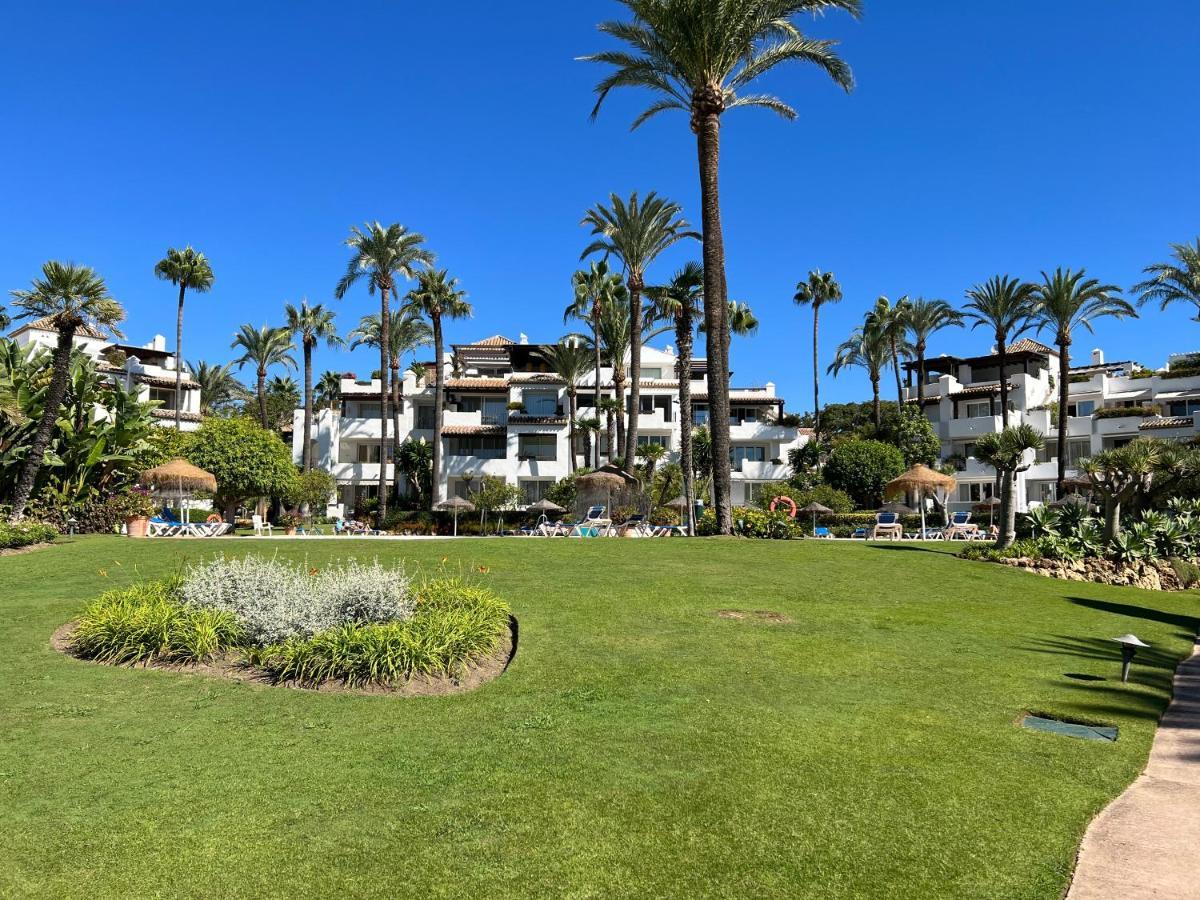 Alcazaba Beach Estepona Exterior photo
