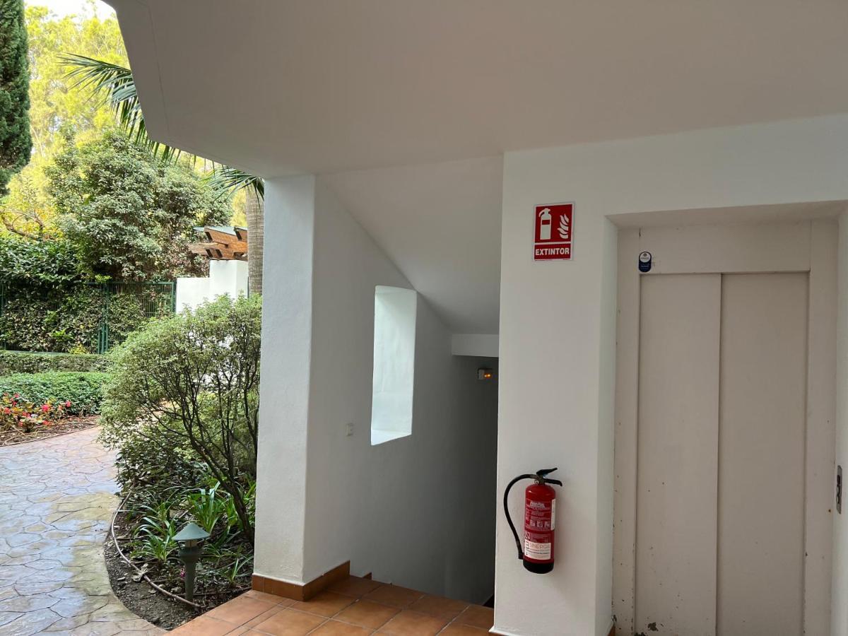 Alcazaba Beach Estepona Exterior photo