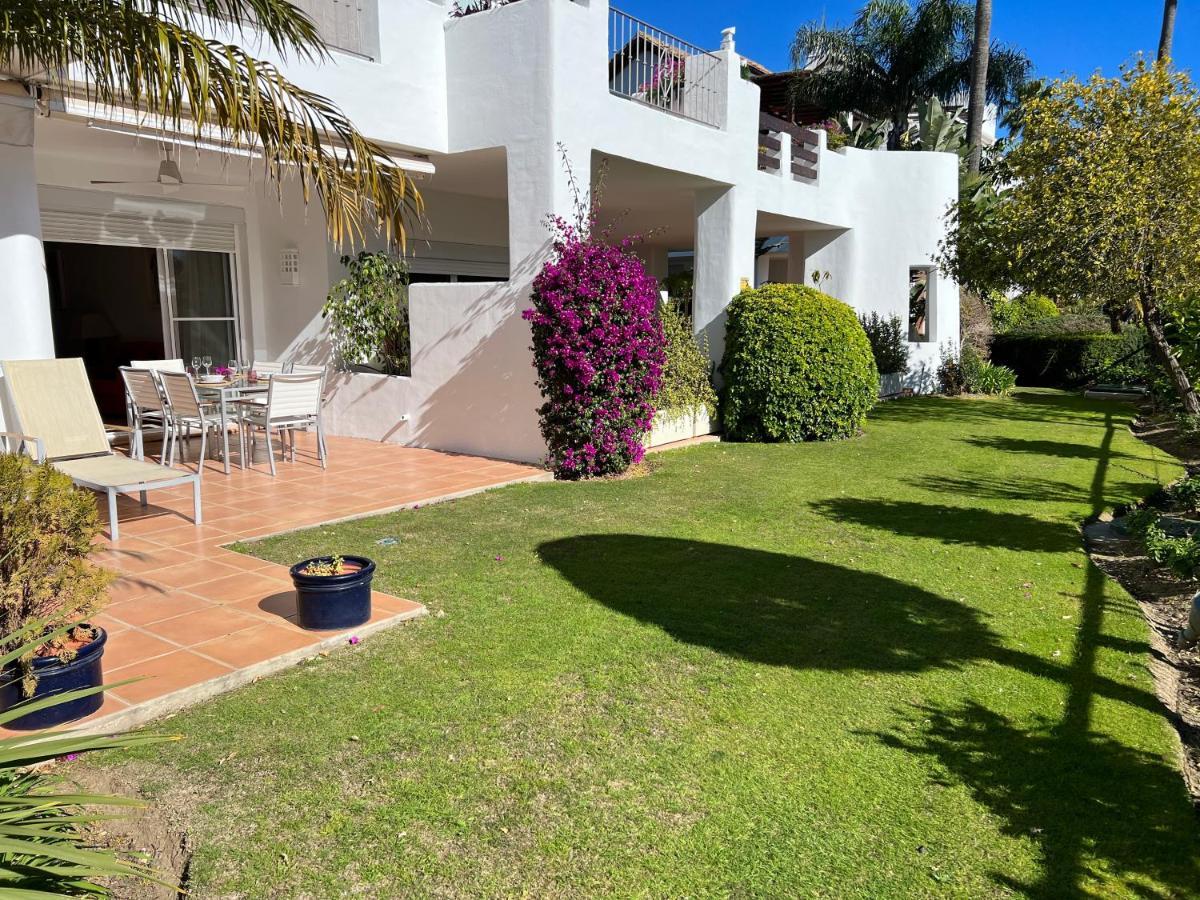Alcazaba Beach Estepona Exterior photo